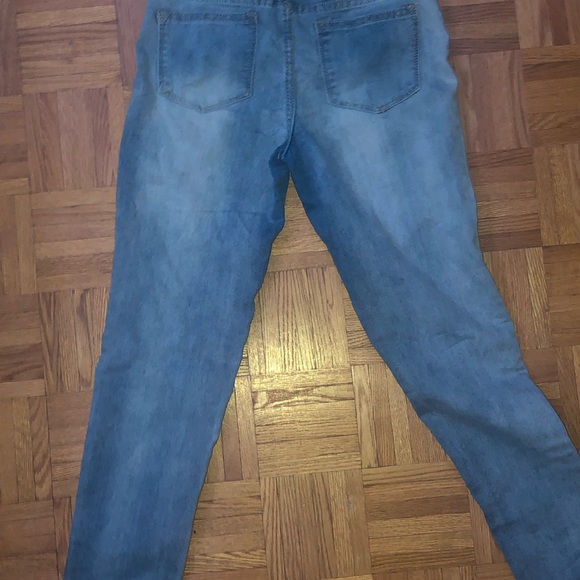 Blue ankle skinny jeans, Vigoss brand. - Picture 2 of 2